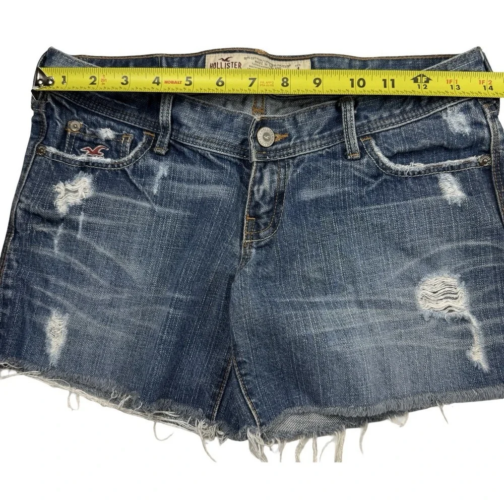 Y2K Hollister Distressed Denim Shorts Size 1 Low Rise Frayed Cutoff Festival